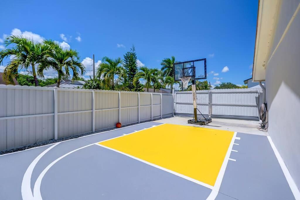 Villa Miami Luxury House W Heated Pool & Jacuzzi Exterior foto